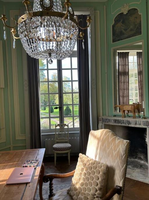 Livry  Charming 18Th Century Chateau, Near Bayeux In Calvados, Normandie מראה חיצוני תמונה